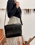 Leather shoulder bag: MARIE (black)