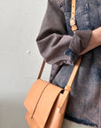 Leather shoulder bag: MARIE (natural)